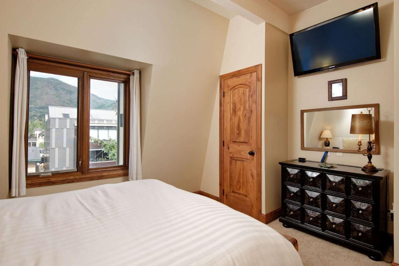 Chateau Dumont 17 Aspen Bagian luar foto
