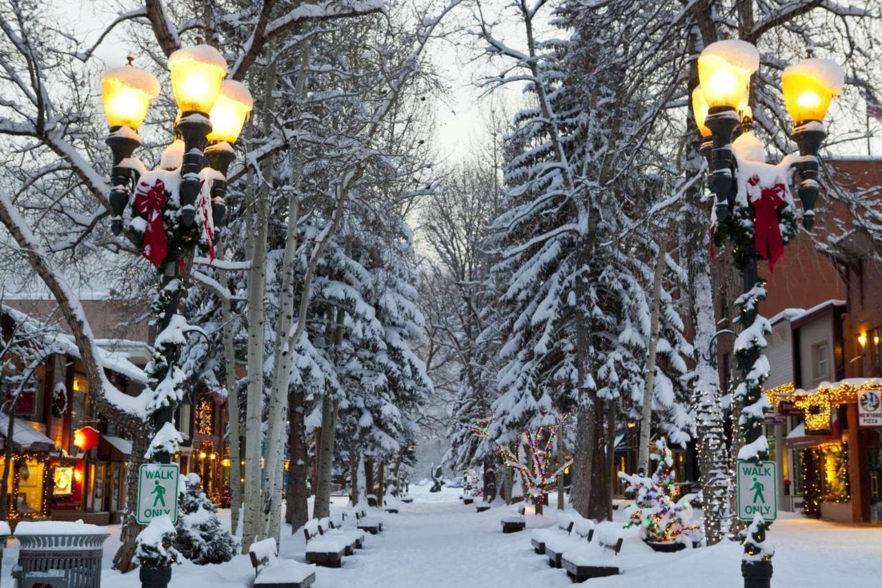 Chateau Dumont 17 Aspen Bagian luar foto